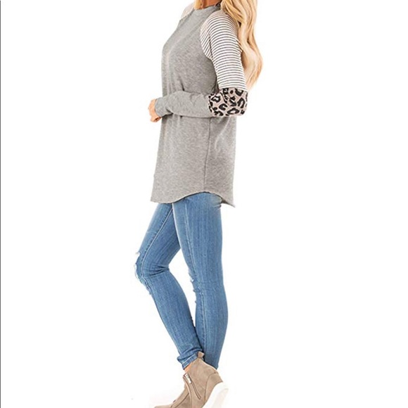 Gray leopard print striped long sleeve top - Picture 2 of 6